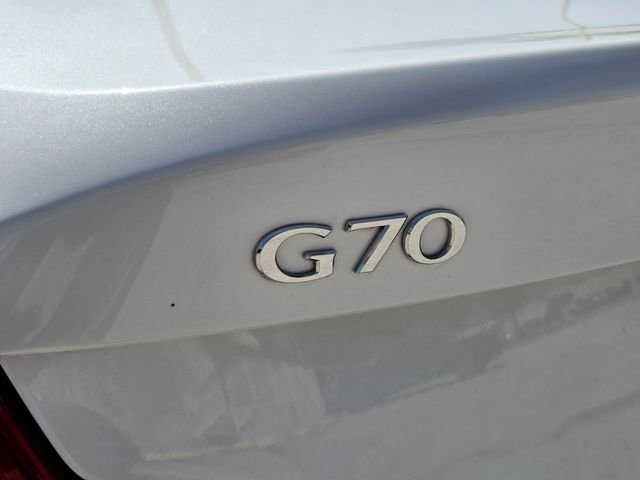 Used 2021 Genesis G70 2.0T image 10
