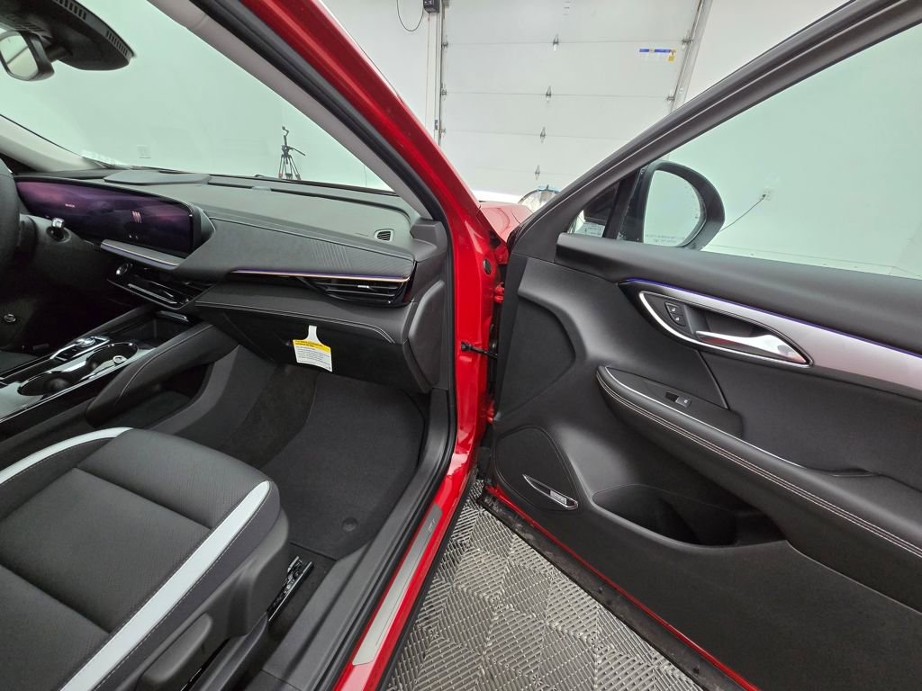 New 2025 Buick Envision Sport Touring image 34