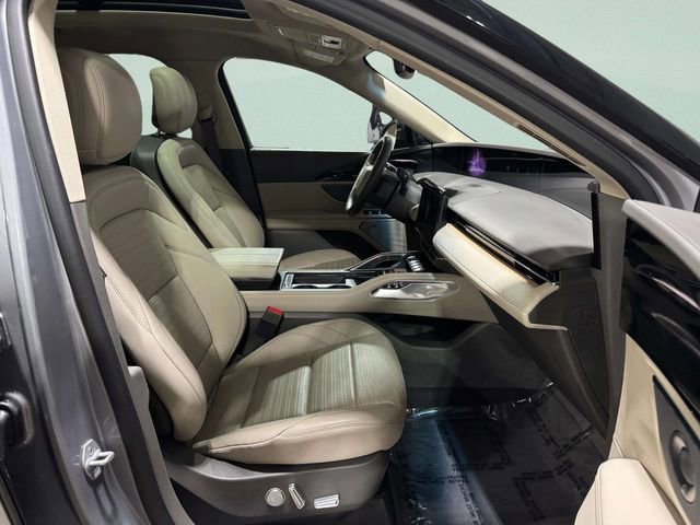 Used 2024 Lincoln Nautilus Reserve w/ Equipment Group 202A image 35