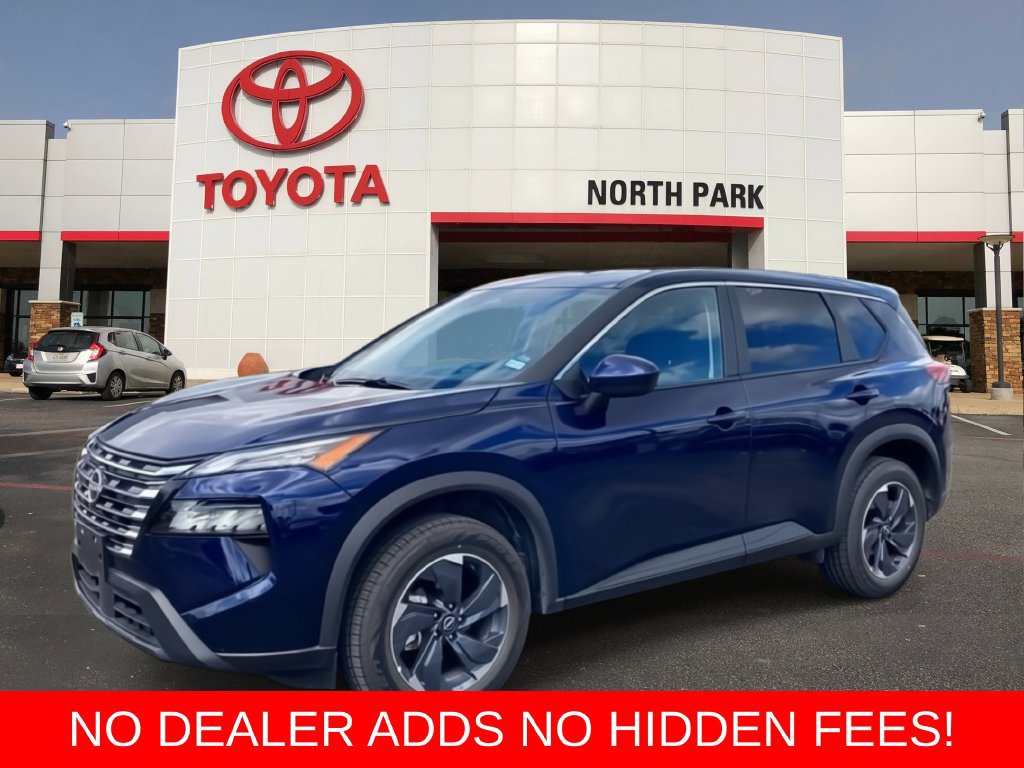 Used 2026 Nissan Rogue SV FWD image 1