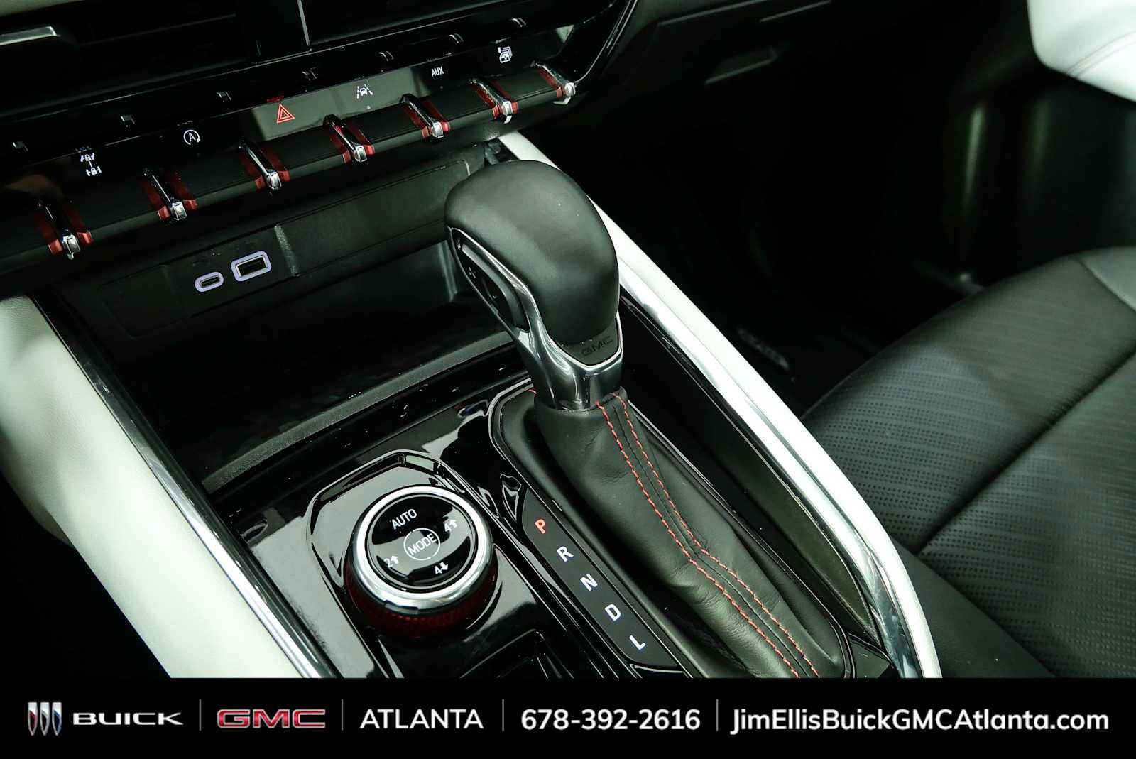 Used 2024 GMC Canyon AT4X AWD/4WD image 18