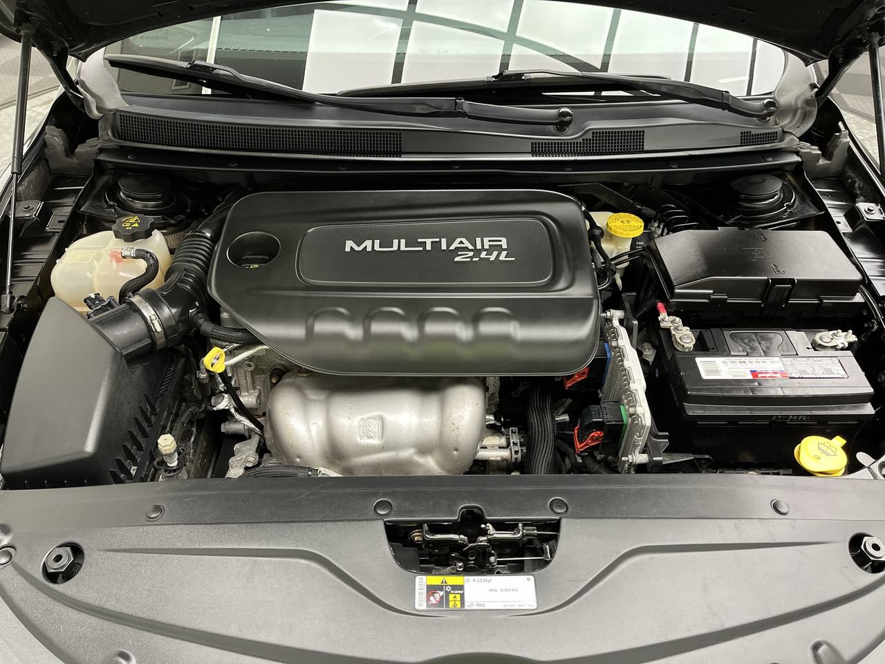 Used 2015 Chrysler 200 S FWD image 22