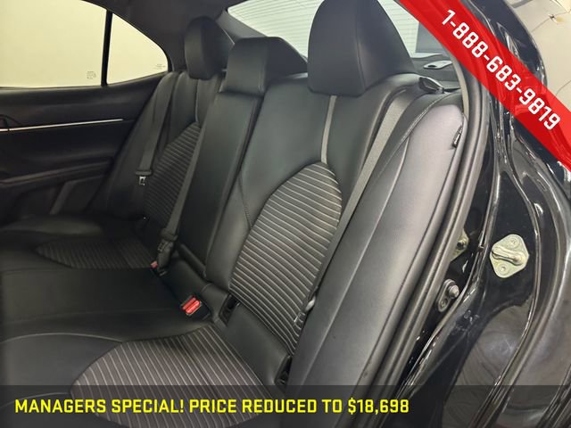 Used 2020 Toyota Camry SE image 21