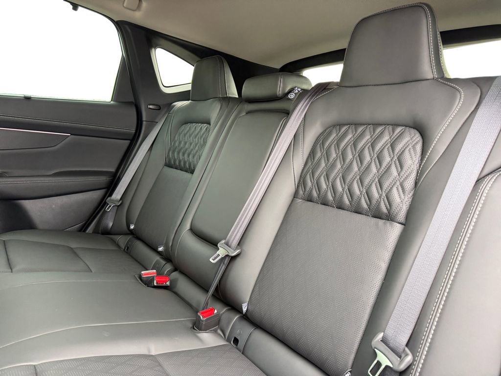 New 2026 Nissan Murano Platinum w/ Cargo Package AWD/4WD image 14