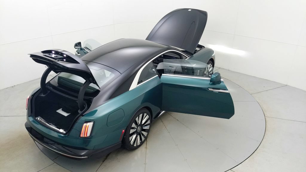 Used 2024 Rolls-Royce Spectre w/ Spectre Launch Package AWD/4WD image 34