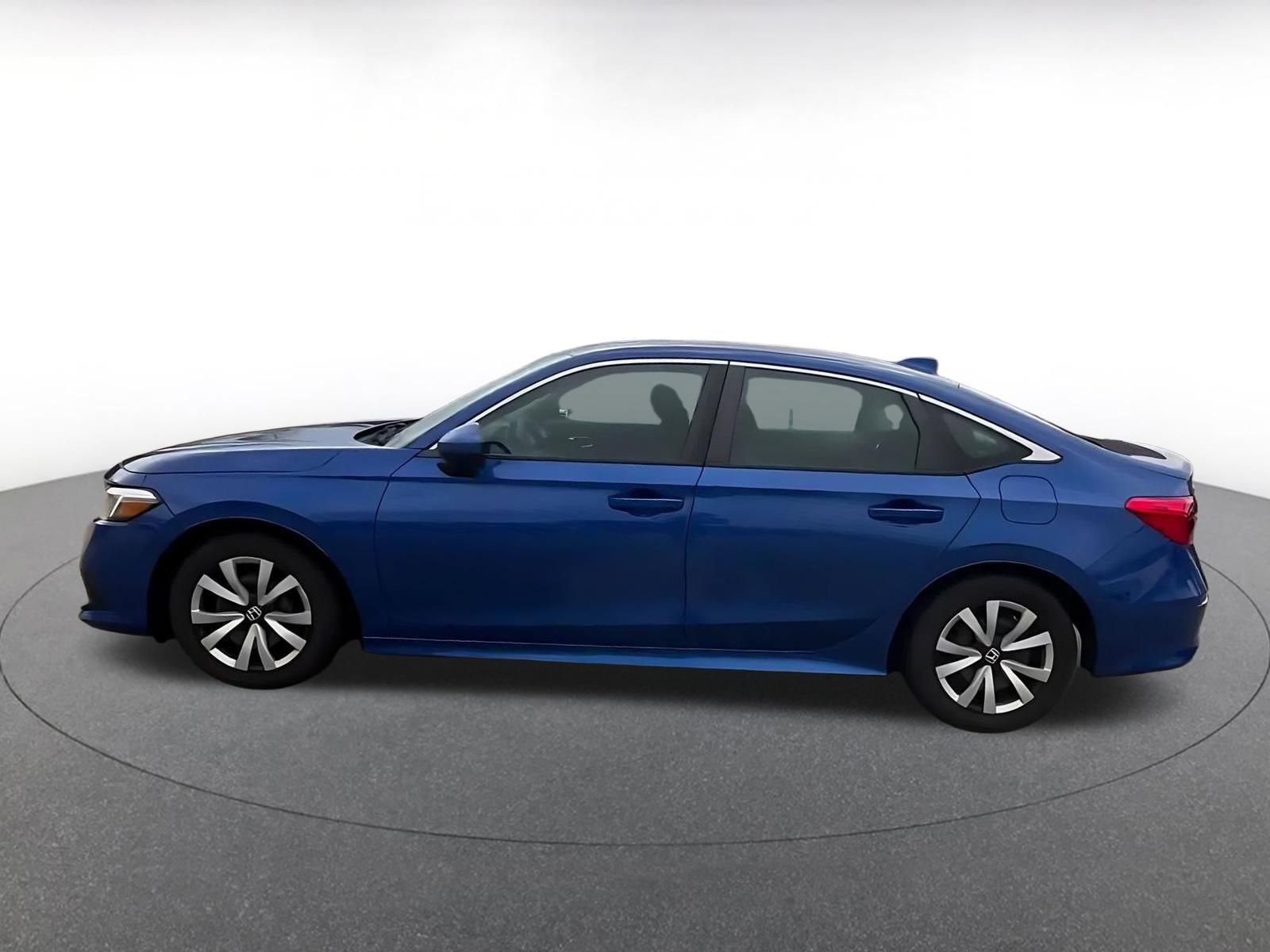 Used 2022 Honda Civic LX image 9