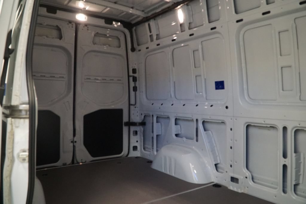 New 2025 Mercedes-Benz Sprinter 2500 image 12