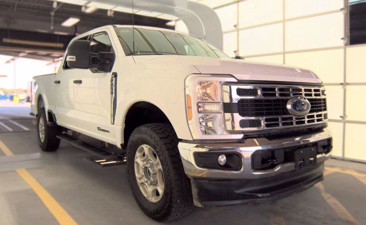 Used 2025 Ford F250 XLT w/ FX4 Off-Road Package