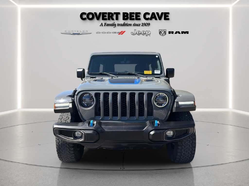 Used 2023 Jeep Wrangler Unlimited Rubicon 4xe w/ Cold Weather Group AWD/4WD image 2