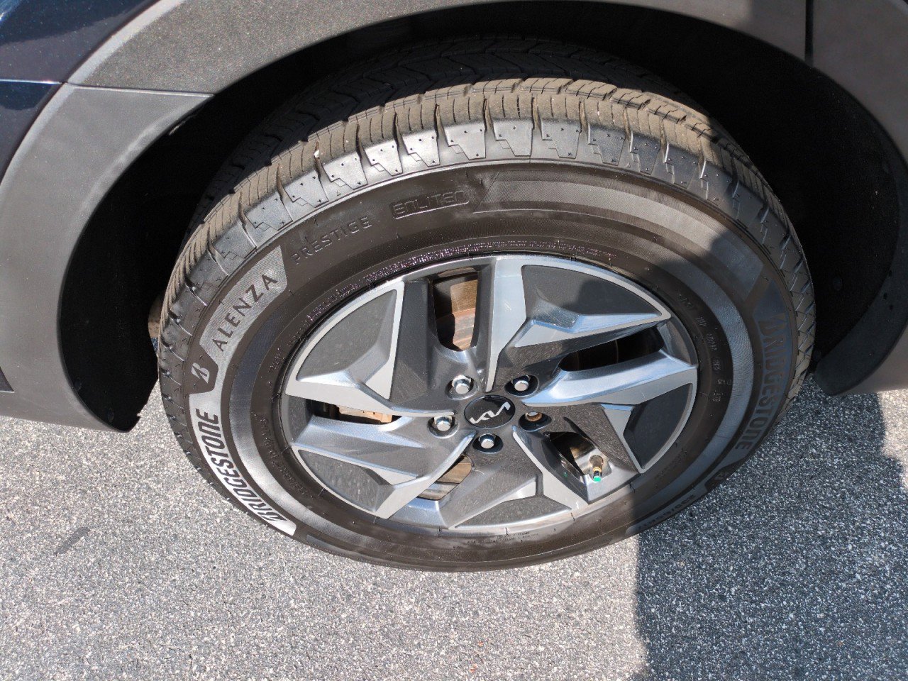Used 2022 Kia Sorento S FWD image 8