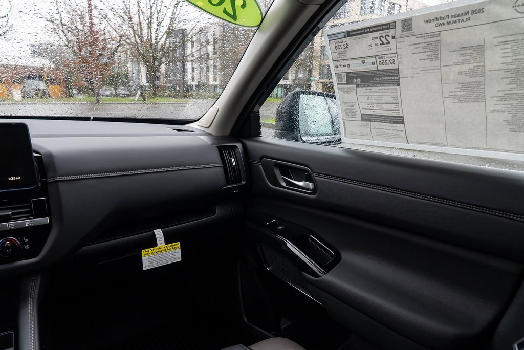 New 2026 Nissan Pathfinder Platinum image 11