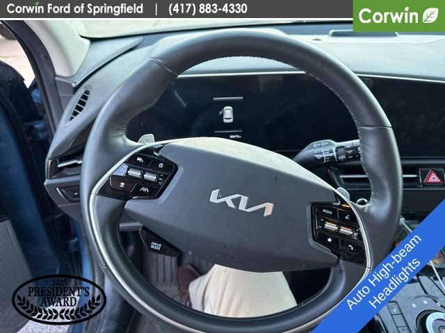 Used 2023 Kia Niro EX w/ EX Cold Weather Package FWD image 15