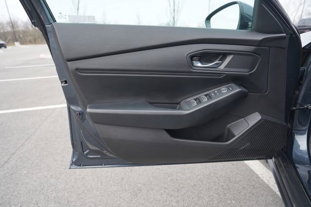 Used 2023 Honda Accord EX image 15