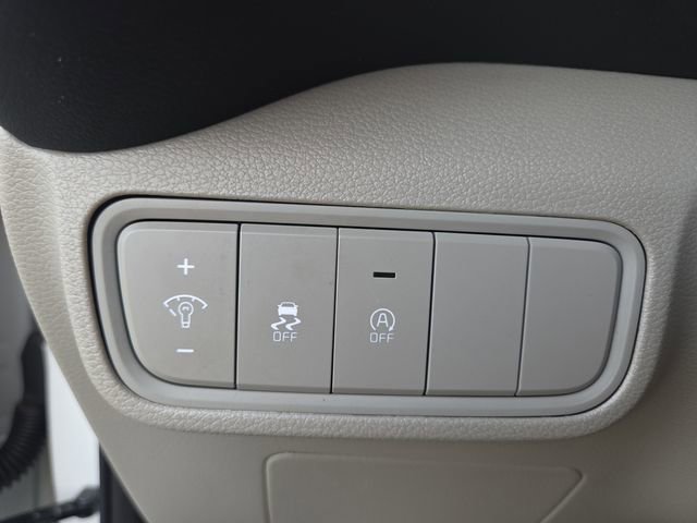 Used 2025 Kia Soul LX w/ LX Technology Package image 18