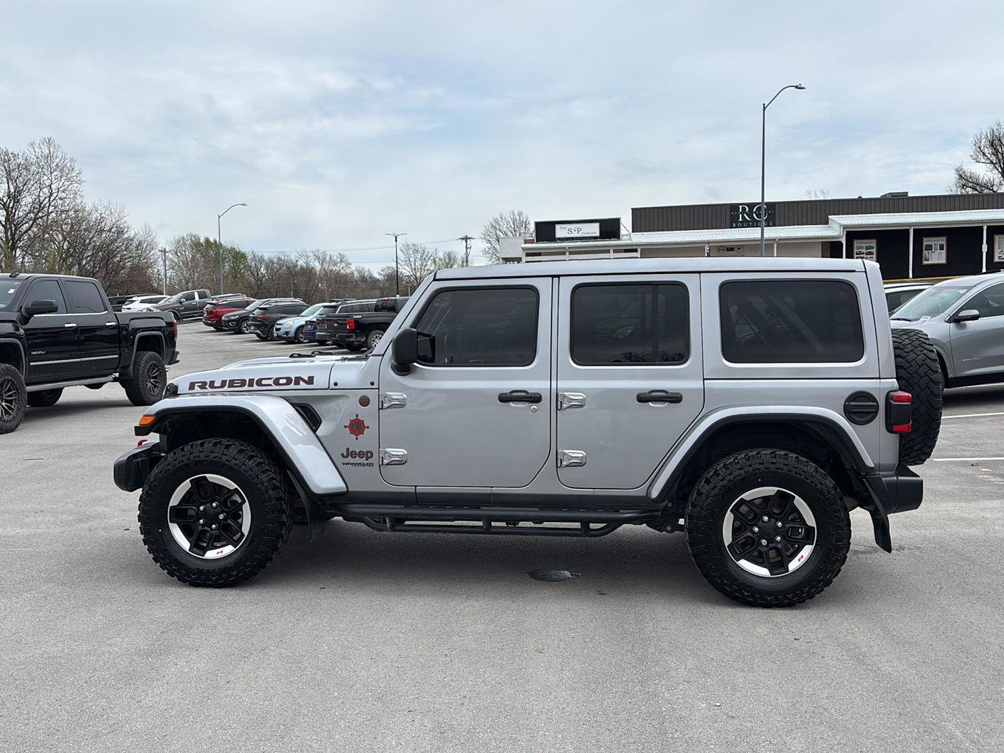Used 2021 Jeep Wrangler Unlimited Rubicon w/ LED Lighting Group image 2