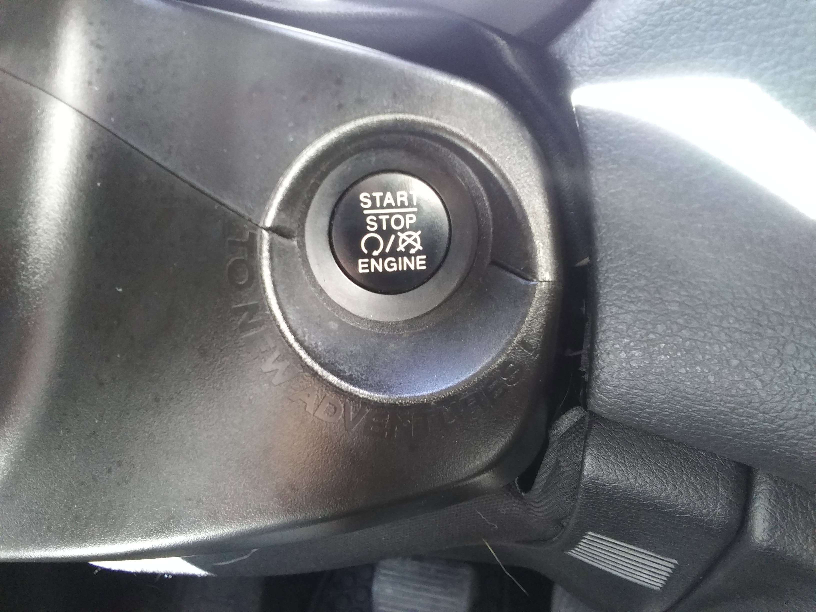 Used 2022 Jeep Renegade Latitude w/ Convenience Group AWD/4WD image 17