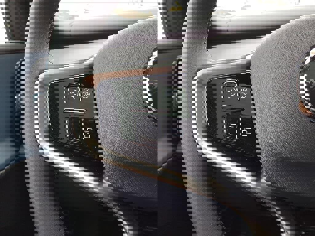 New 2026 Volvo EX30 Plus w/ Protection Package Premier AWD/4WD image 21