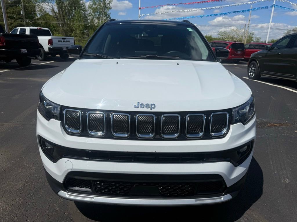 Used 2022 Jeep Compass Limited w/ Sun and Sound Group AWD/4WD image 8