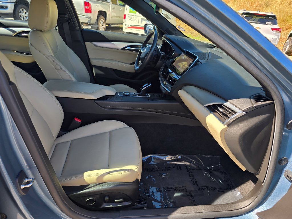 Used 2023 Cadillac CT5 Luxury w/ Sun And Sound Package AWD/4WD image 29