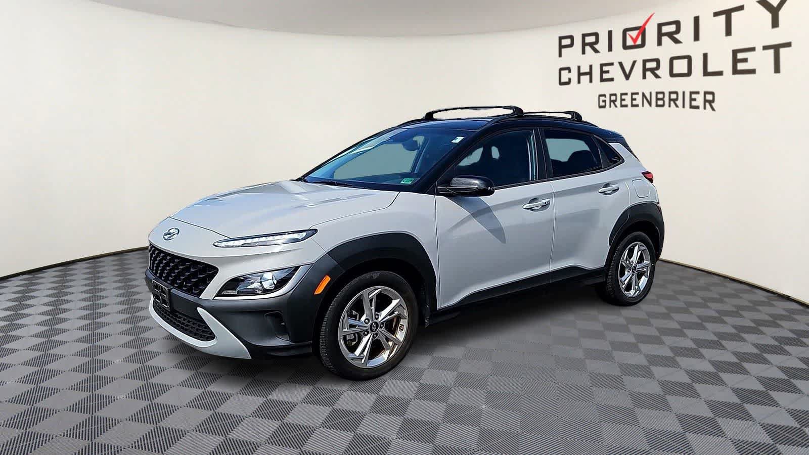 Used 2023 Hyundai Kona SEL AWD/4WD image 4