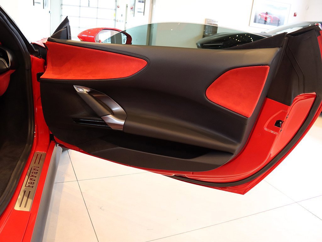Certified 2022 Ferrari SF90 Spider image 91