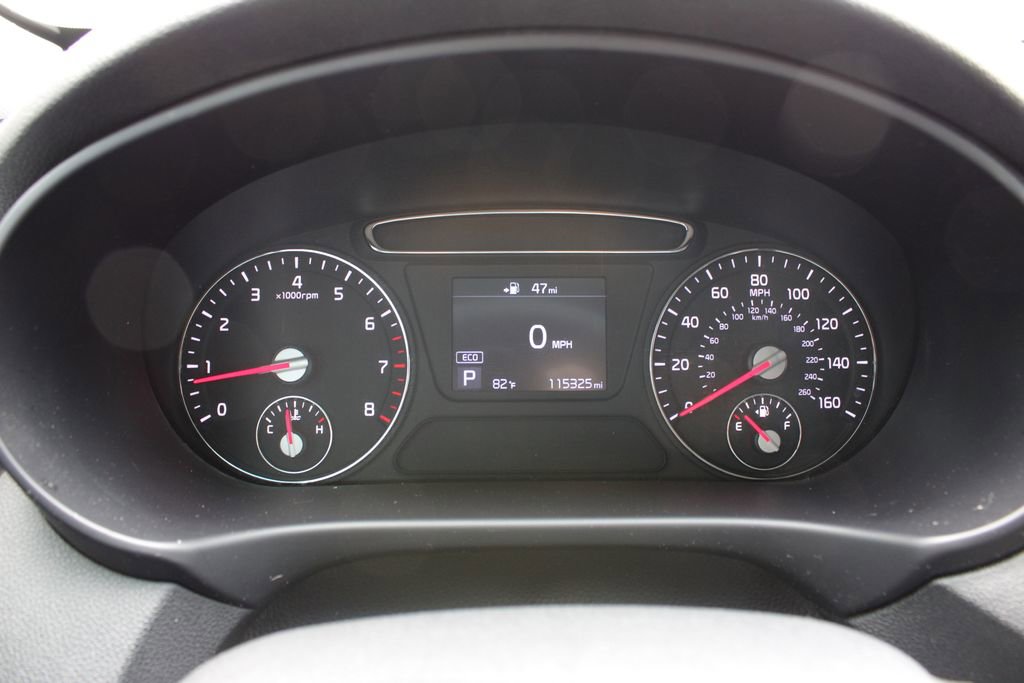 Used 2020 Kia Sorento LX image 13