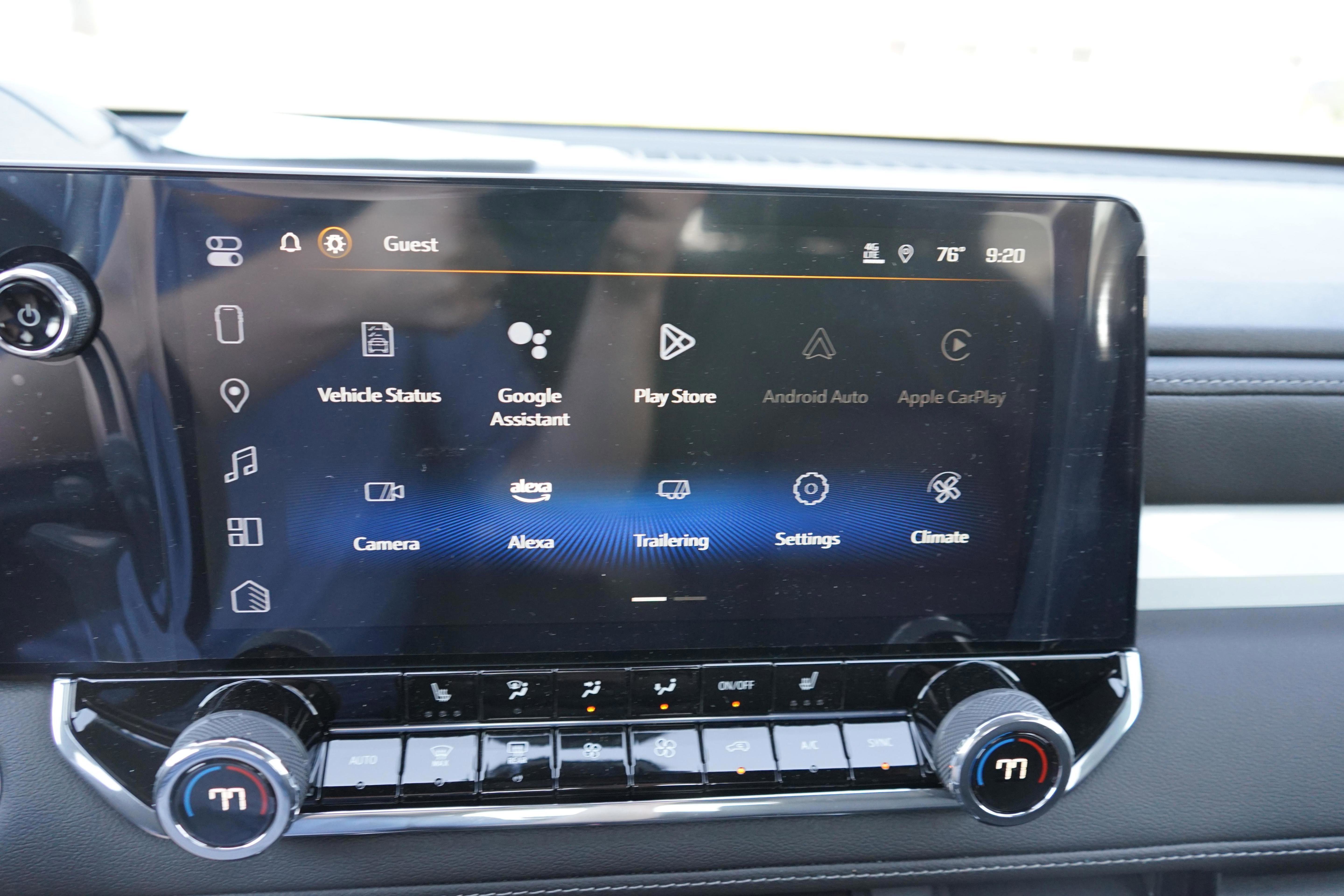 New 2025 Chevrolet Colorado LT w/ LT Convenience Package image 14