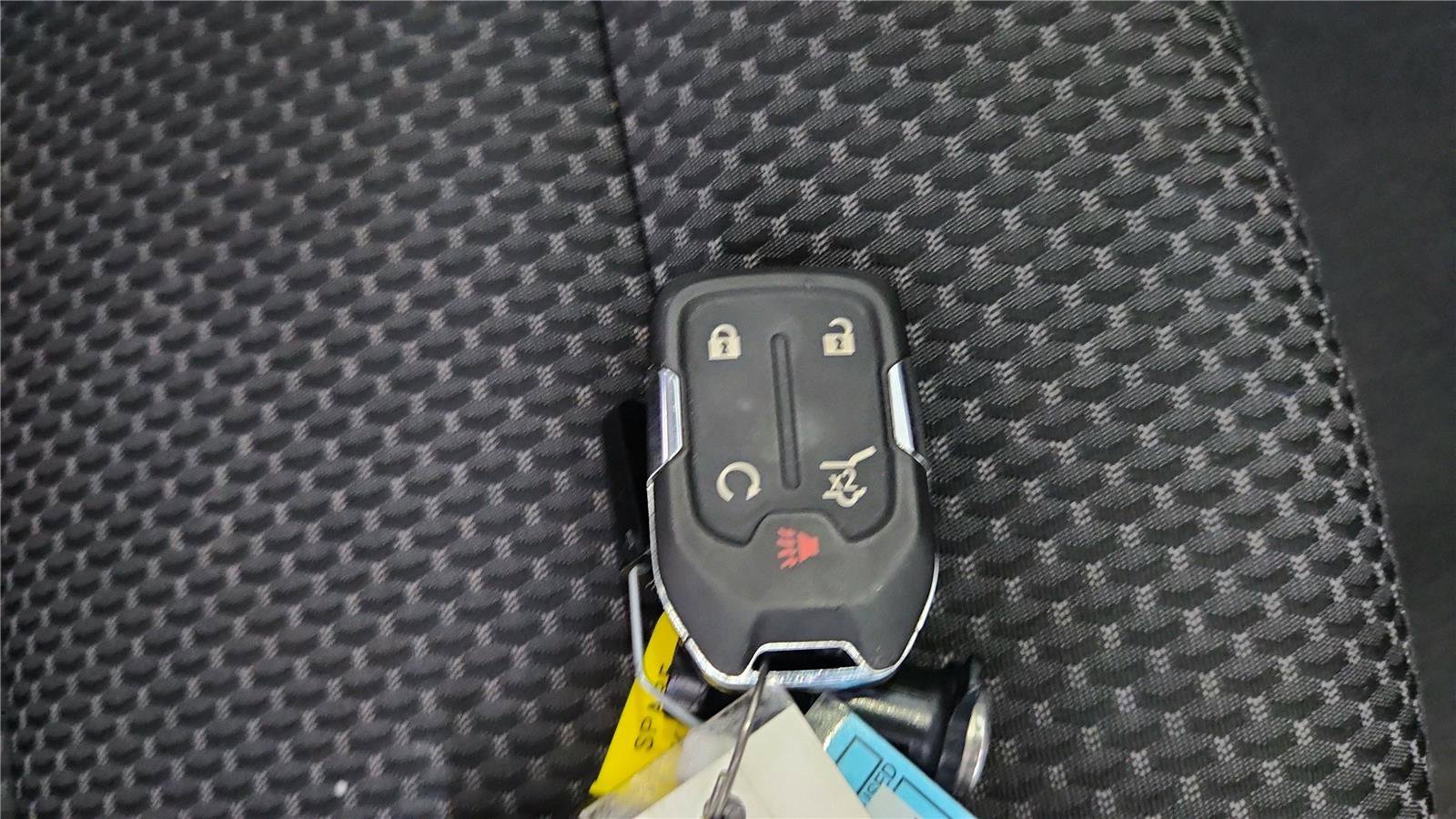 Used 2023 GMC Acadia SLE w/ Driver Convenience Package image 29