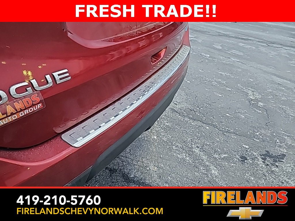 Used 2014 Nissan Rogue SV image 21