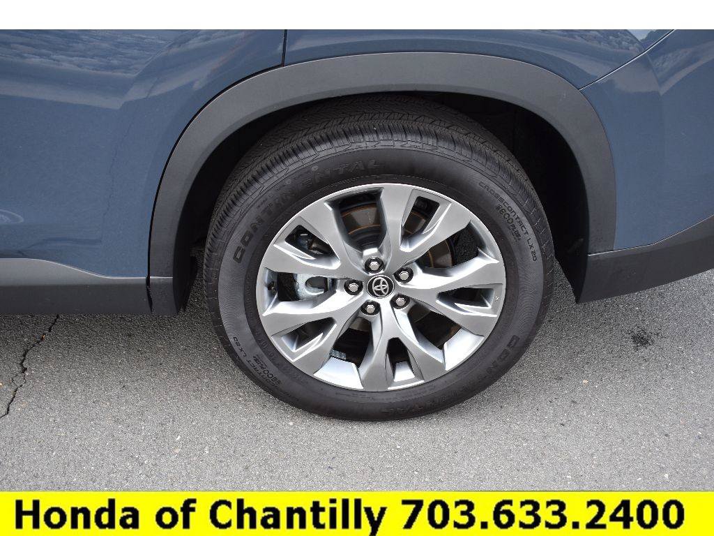 Used 2025 Toyota Grand Highlander AWD image 34