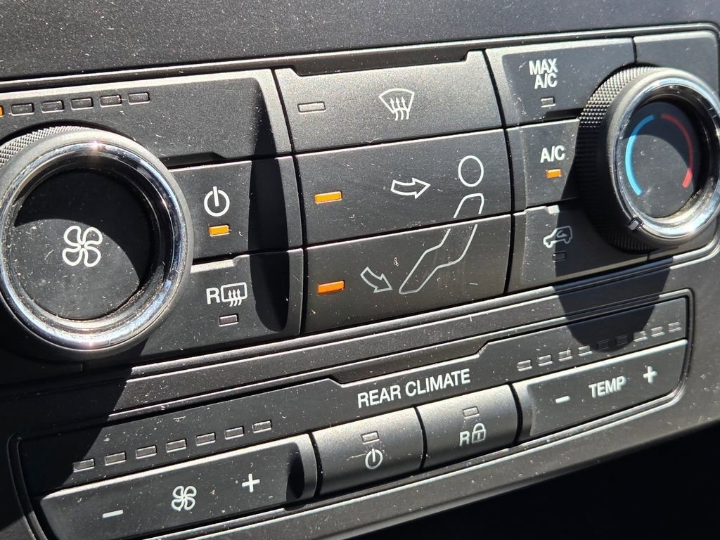 Used 2018 Ford Explorer FWD image 13