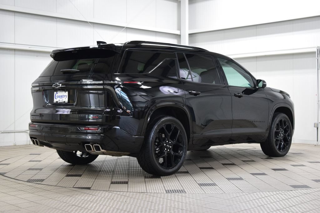 Used 2024 Chevrolet Traverse RS w/ LPO, Floor Liner Package AWD/4WD image 8