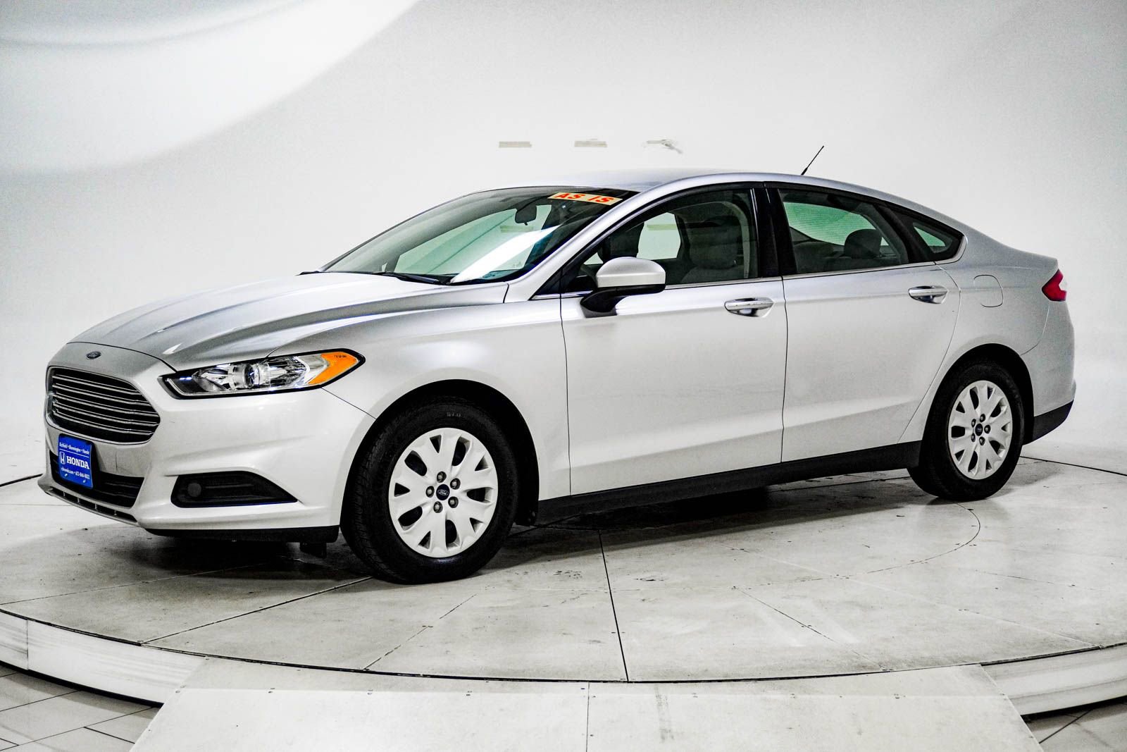 Used 2014 Ford Fusion S FWD image 3