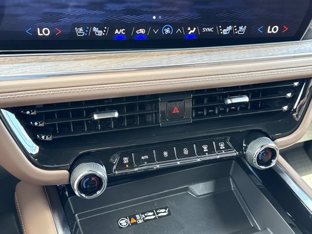 New 2026 Chevrolet Tahoe High Country AWD/4WD image 36