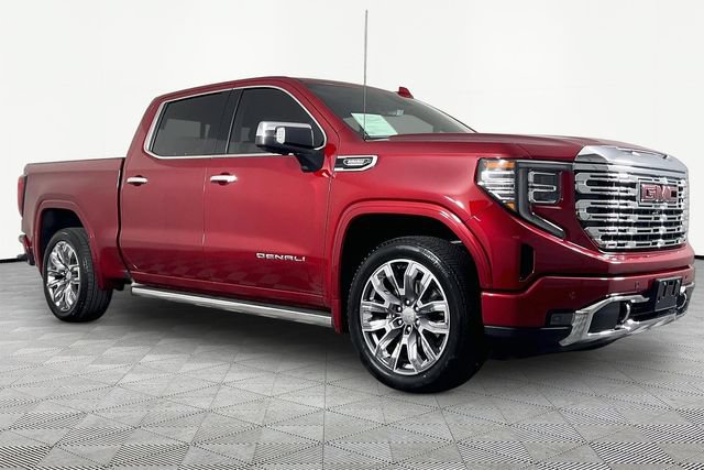 Used 2023 GMC Sierra 1500 Denali w/ Denali Reserve Package AWD/4WD image 3