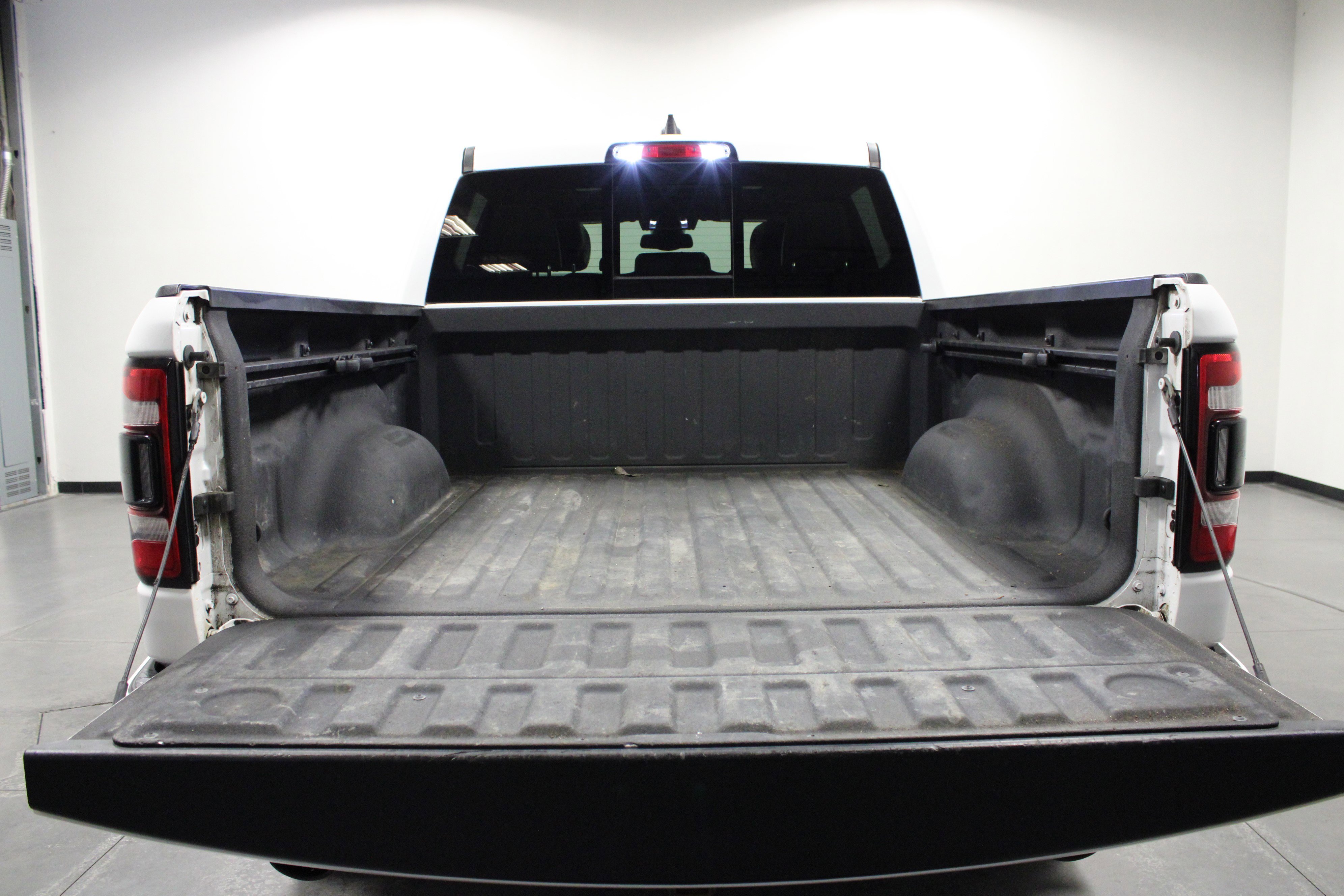 Used 2019 RAM 1500 Sport w/ Level 2 Equipment Group AWD/4WD image 14