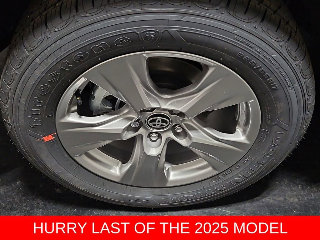New 2025 Toyota RAV4 XLE image 9