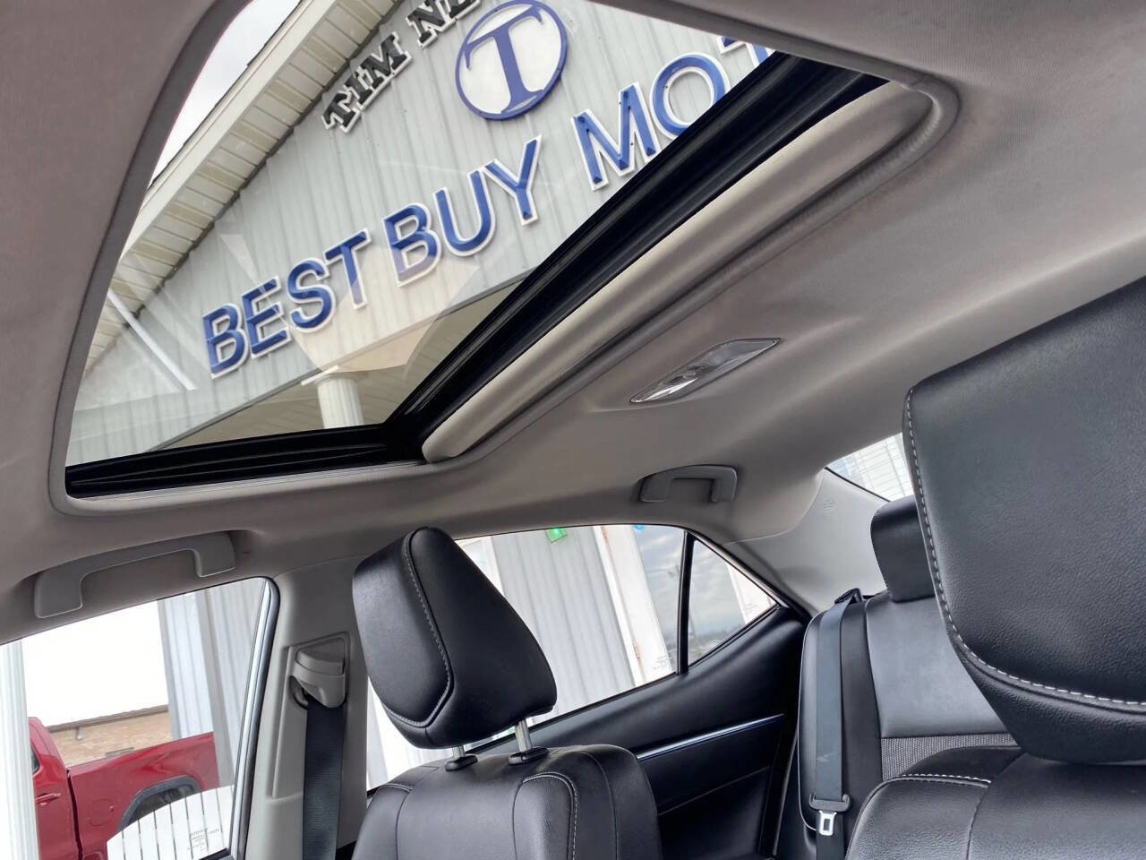 Used 2016 Toyota Corolla S image 18