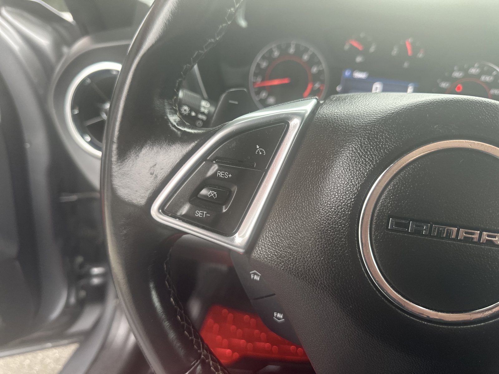 Used 2022 Chevrolet Camaro LT w/ Redline Edition RWD image 15
