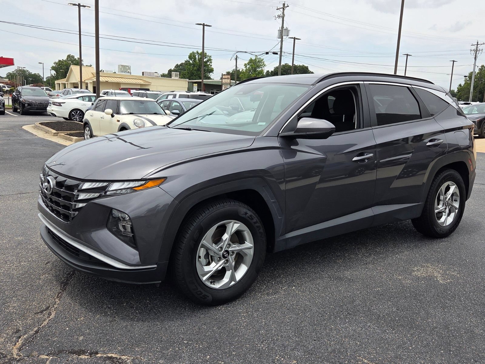 Used 2024 Hyundai Tucson SEL FWD image 3