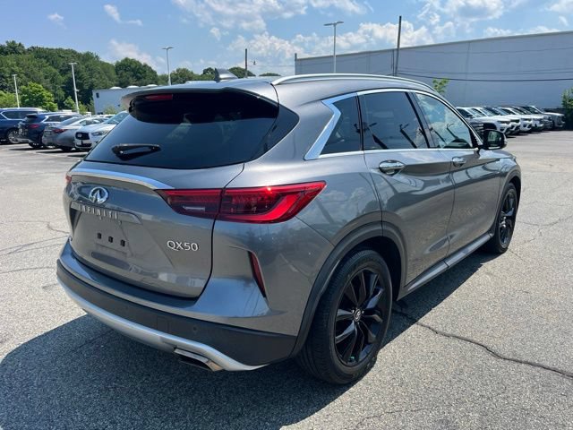 Used 2019 INFINITI QX50 Essential w/ Premium Heat Package AWD/4WD image 3