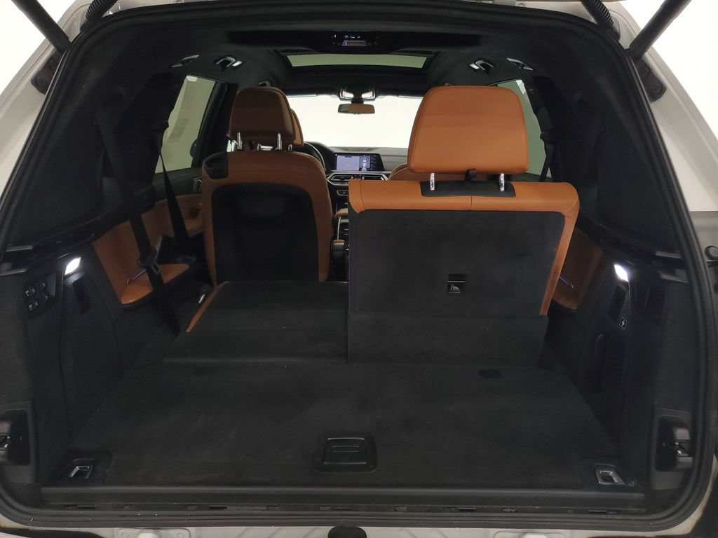 Used 2019 BMW X7 xDrive50i w/ M Sport Package AWD/4WD image 26