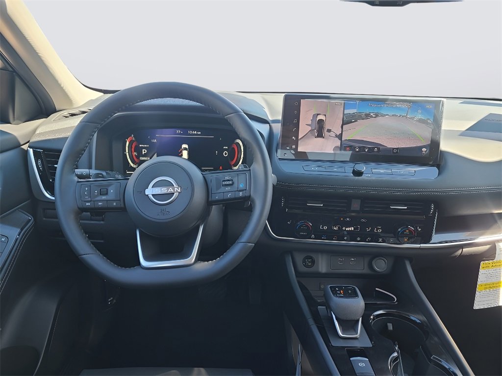 Used 2024 Nissan Rogue SL w/ SL Premium Package image 15