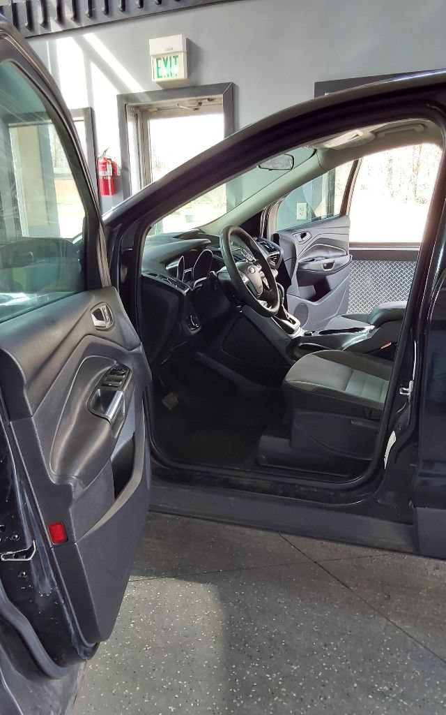 Used 2013 Ford Escape SE FWD image 15