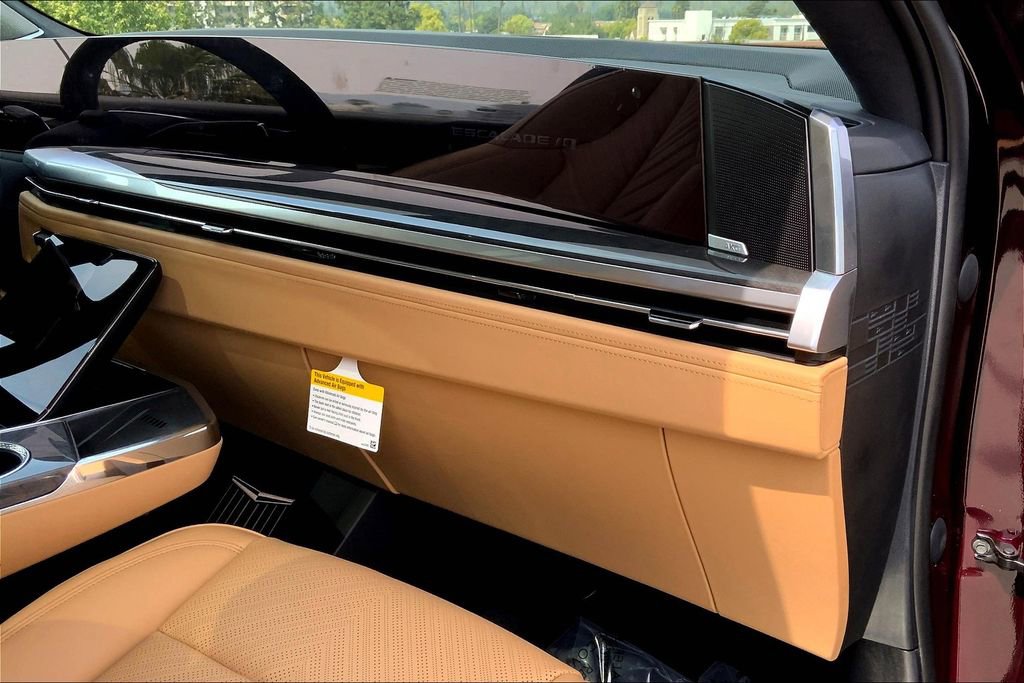 New 2025 Cadillac Escalade IQ Luxury 2 image 30