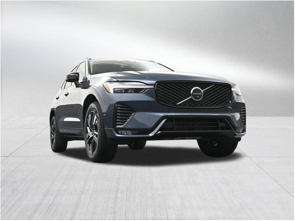 New 2026 Volvo XC60 B5 Plus AWD/4WD image 27
