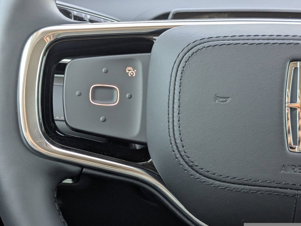New 2026 Lincoln Nautilus Premier w/ Jet Appearance Package AWD/4WD image 28