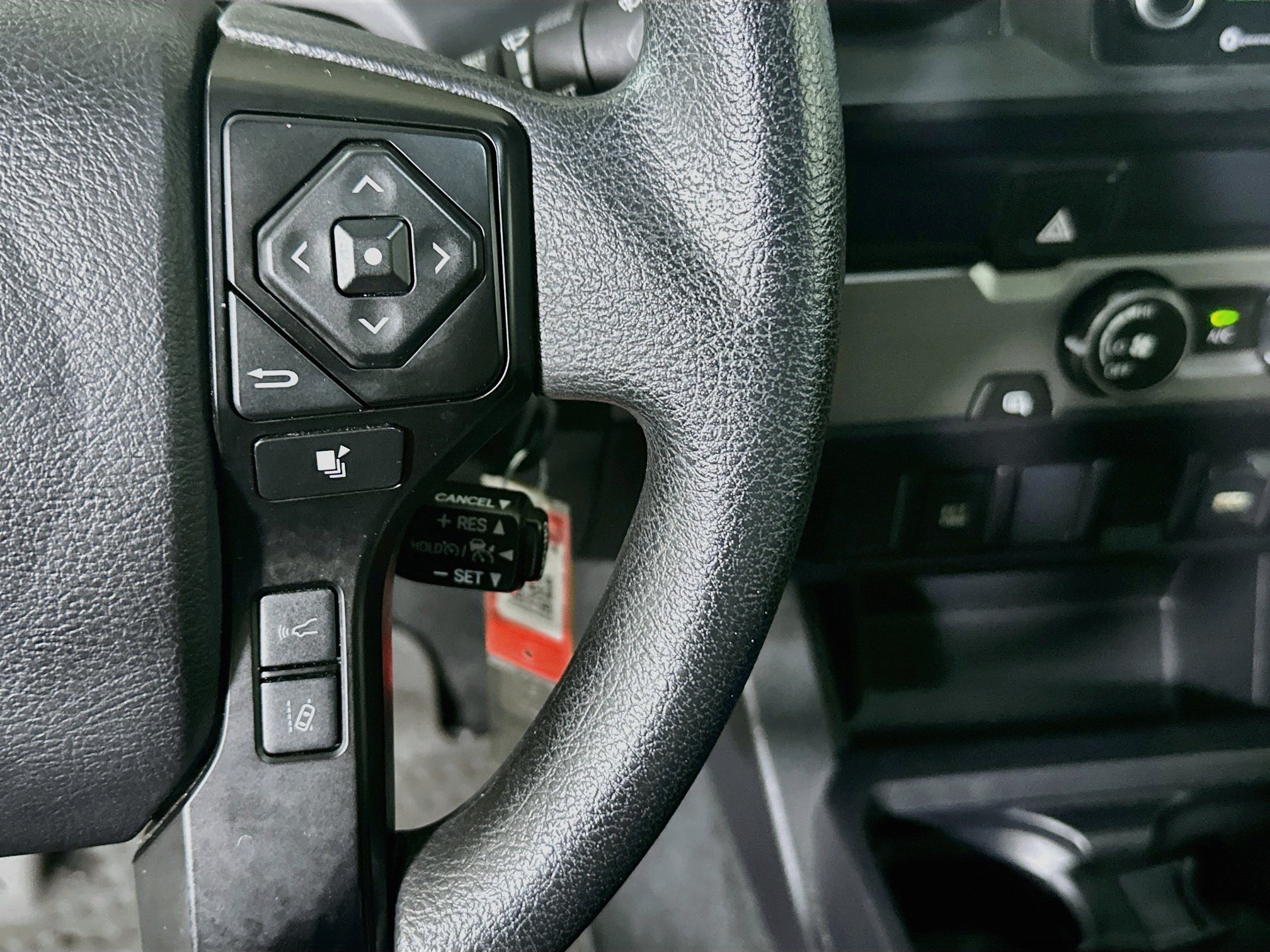Used 2022 Toyota Tacoma SR w/ SR Convenience Package RWD image 17