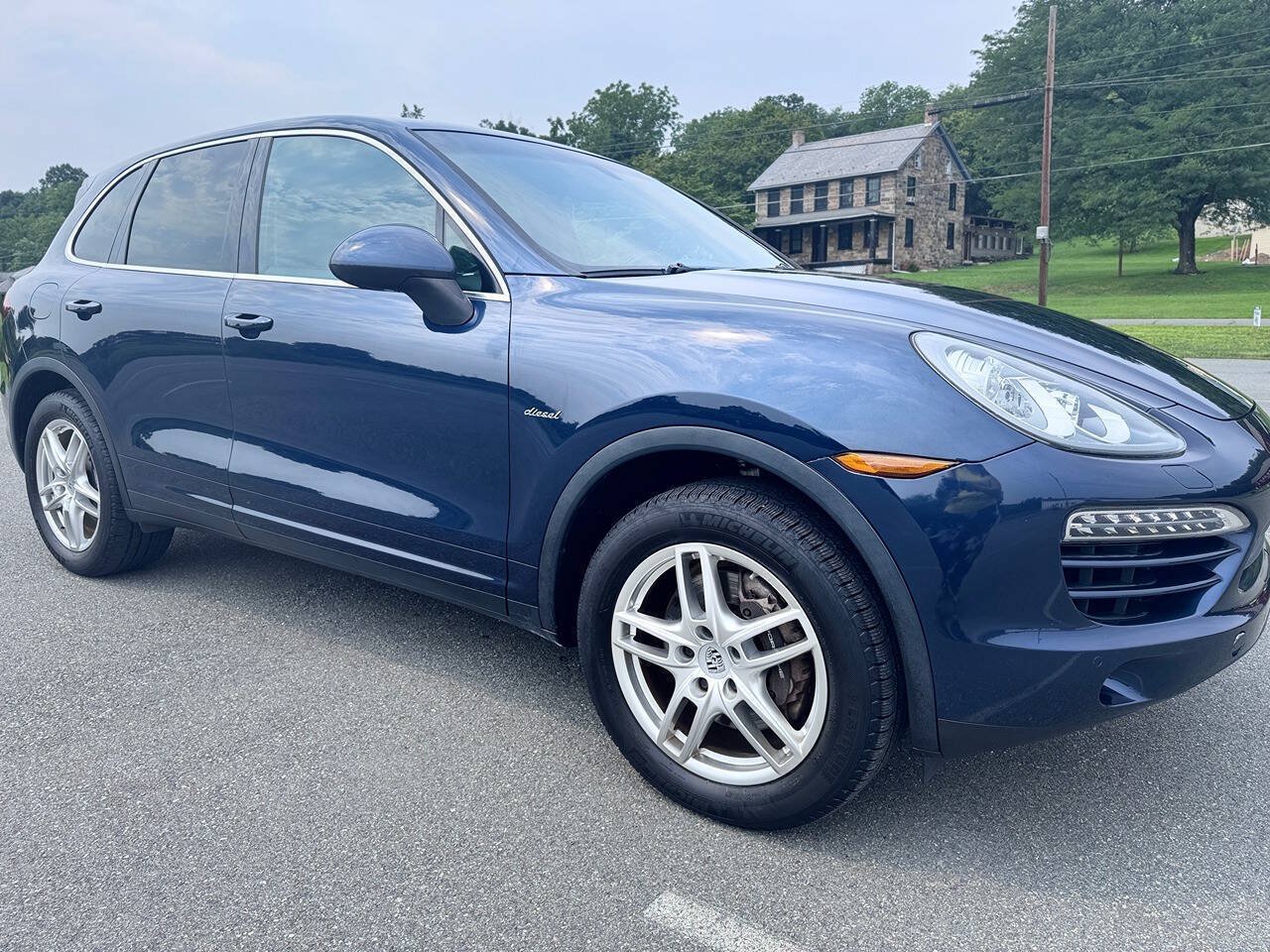 Used 2013 Porsche Cayenne Diesel AWD/4WD image 1