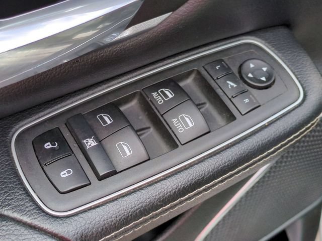 Used 2022 RAM 1500 Laramie AWD/4WD image 15